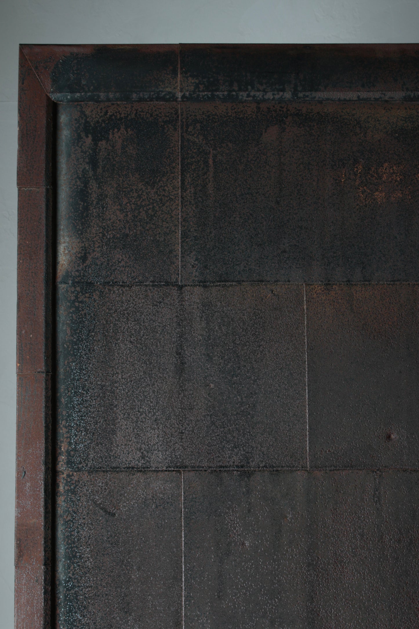 Tin-pasted Door
