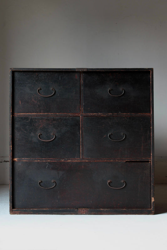 Black Tansu