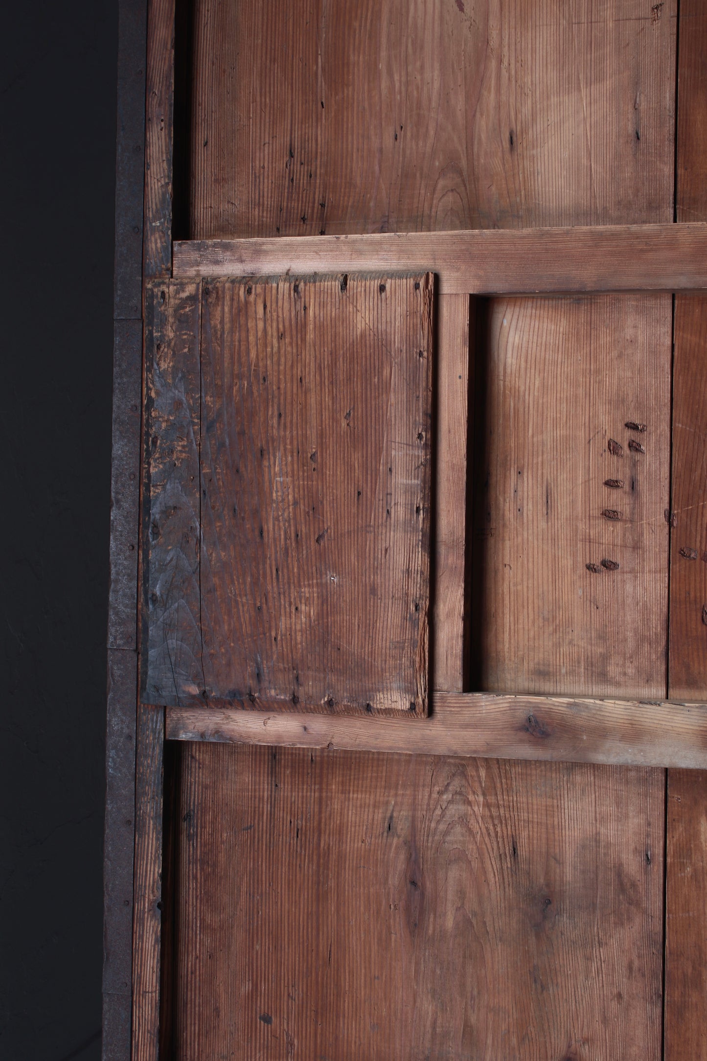 Tin-pasted Door