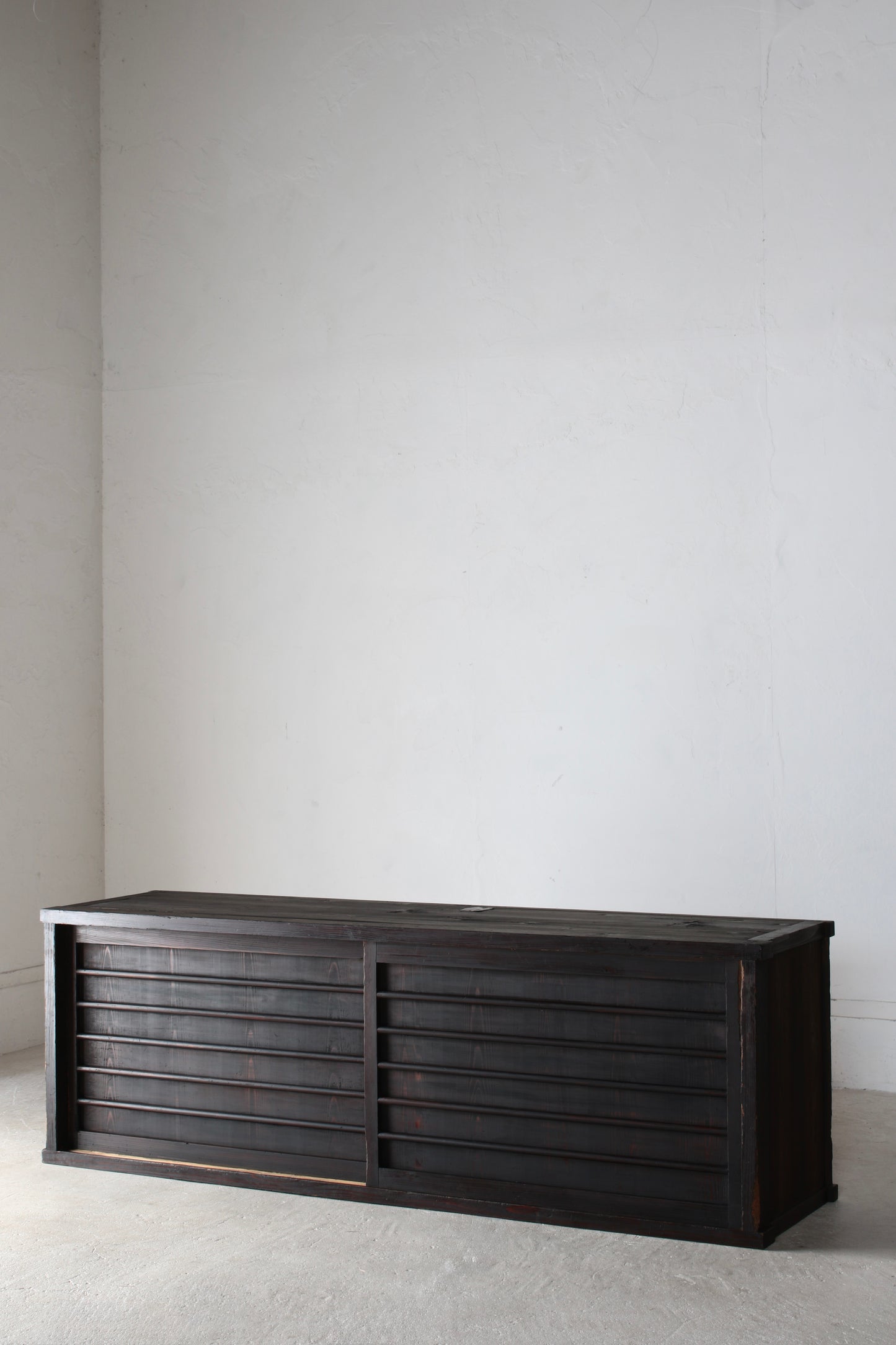Low Black Tansu -2