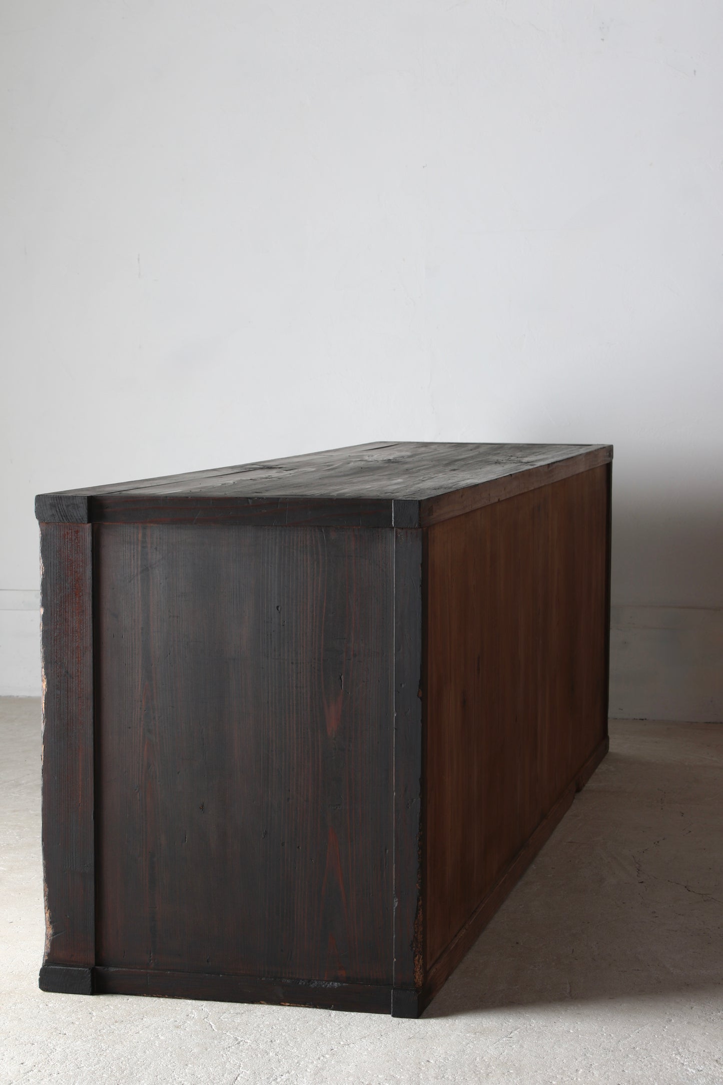 Low Black Tansu -3