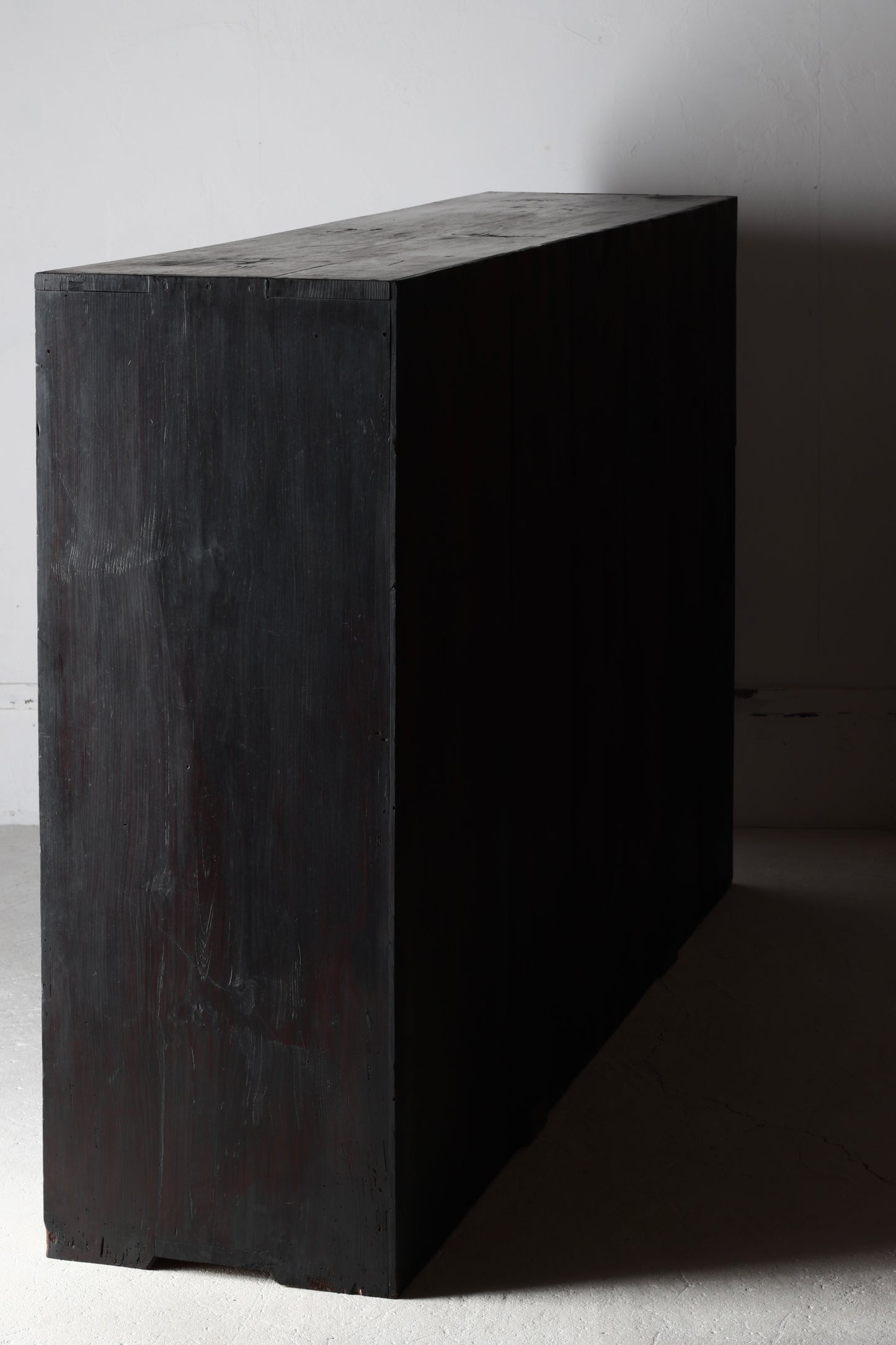 Black Tansu