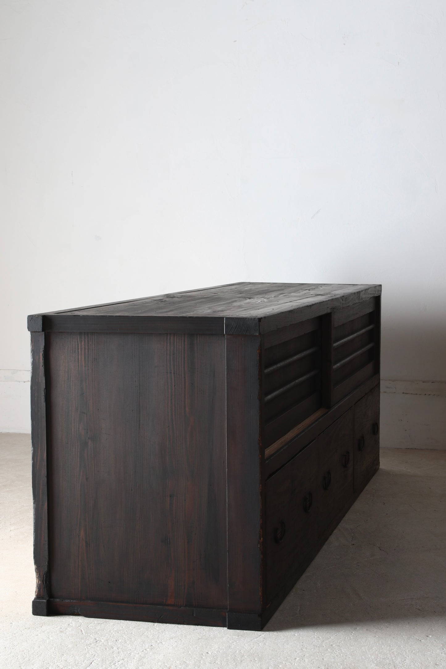 Low Black Tansu -3