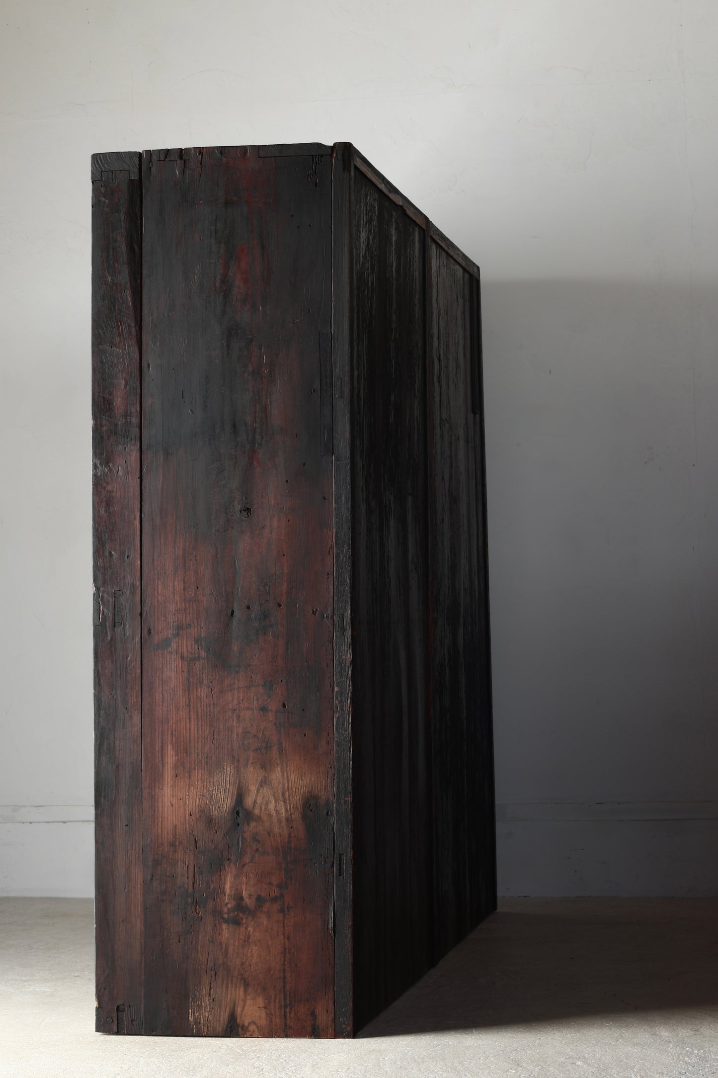 Black Shingle-style Cabinet