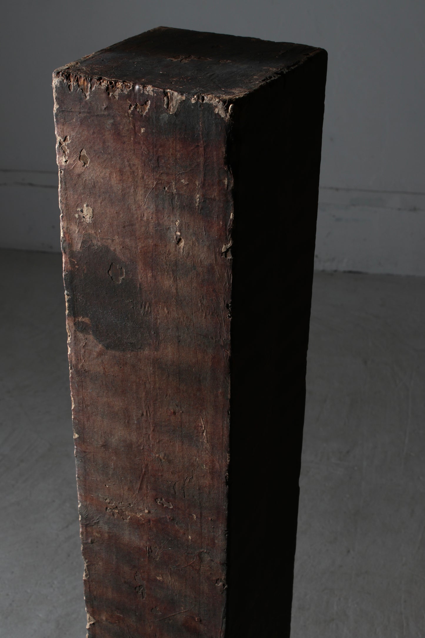 Sword Tansu