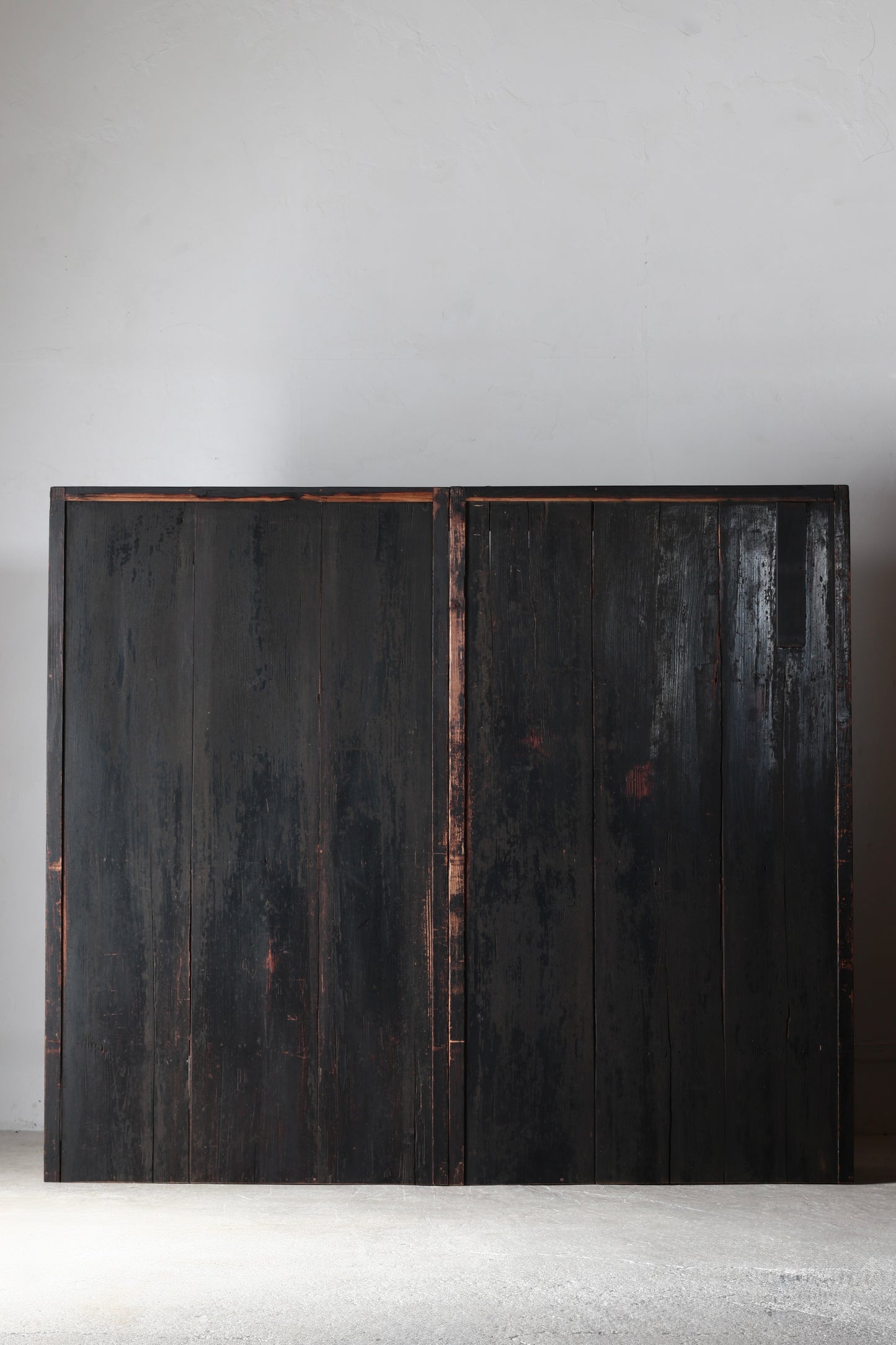 Black Shingle-style Cabinet