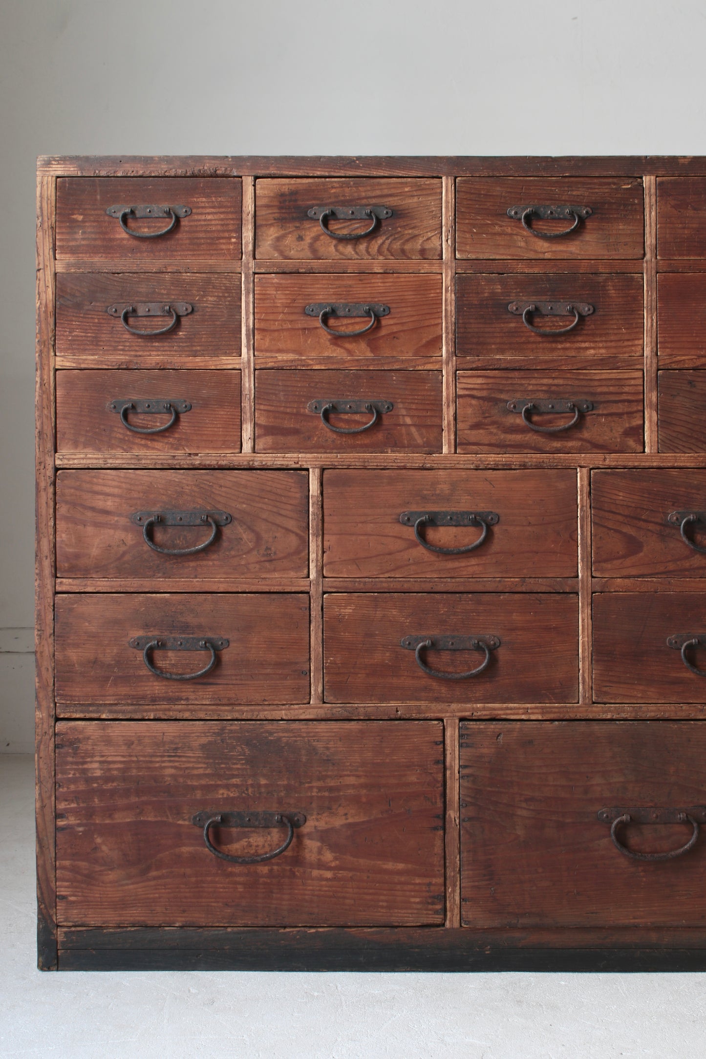 Chests of Drawers