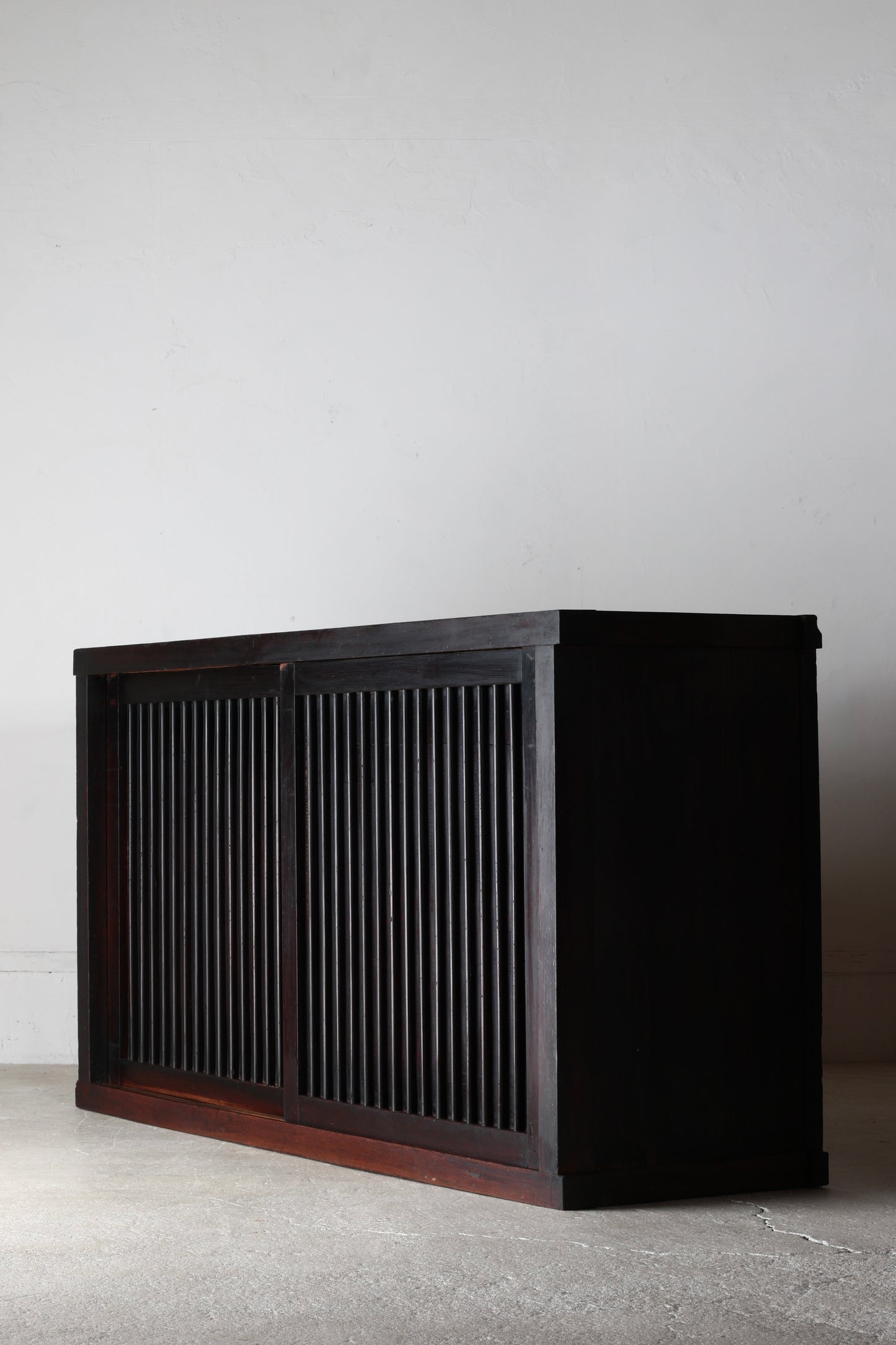 Black Tansu