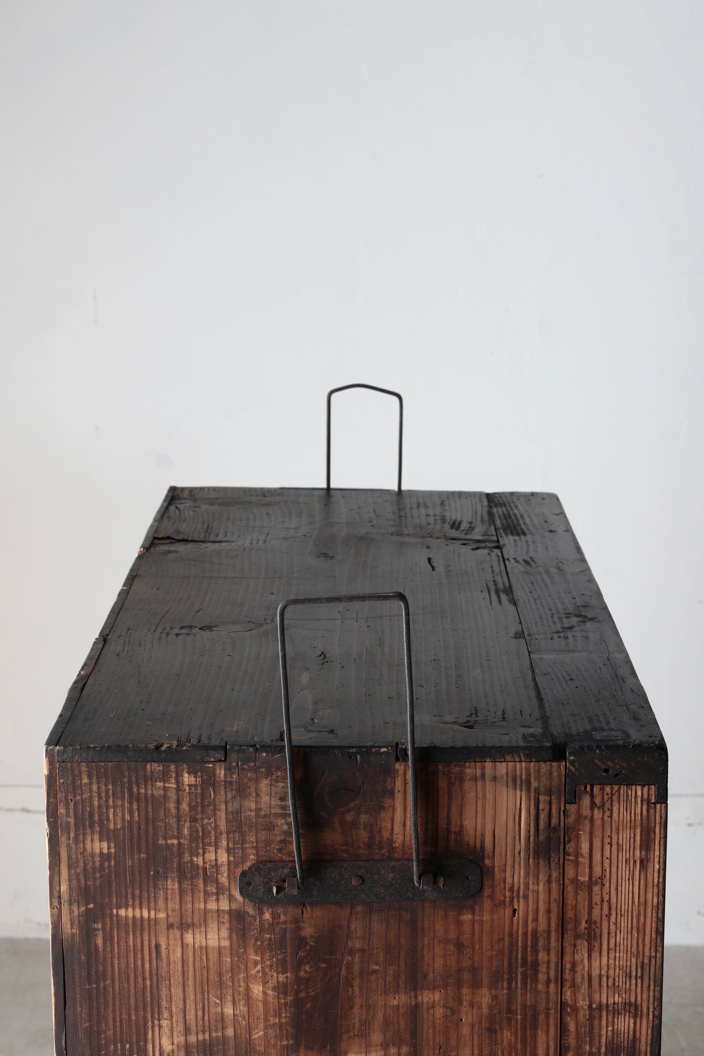 Withered Wood Grid Cabinet
