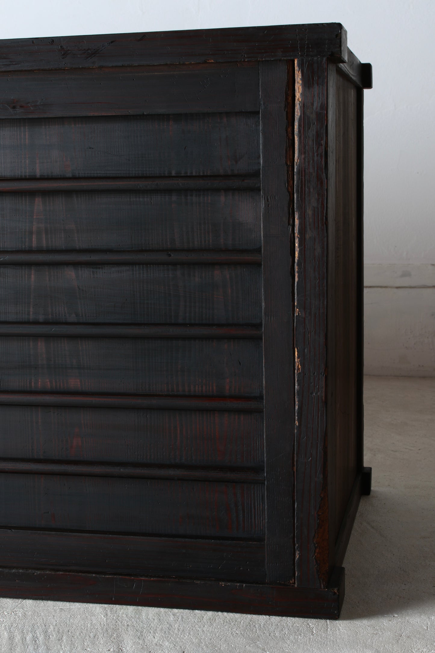 Low Black Tansu -2