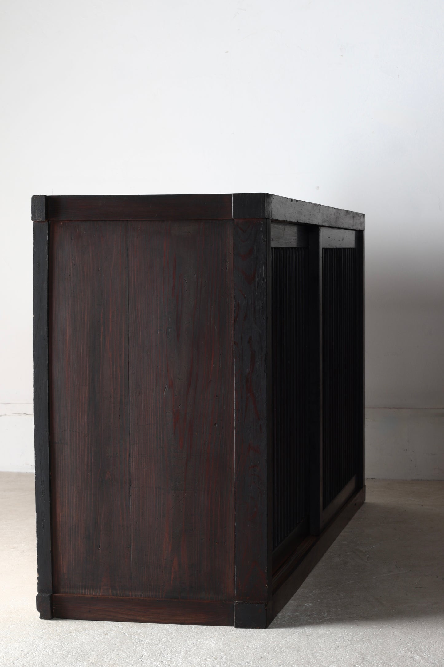 Black Tansu