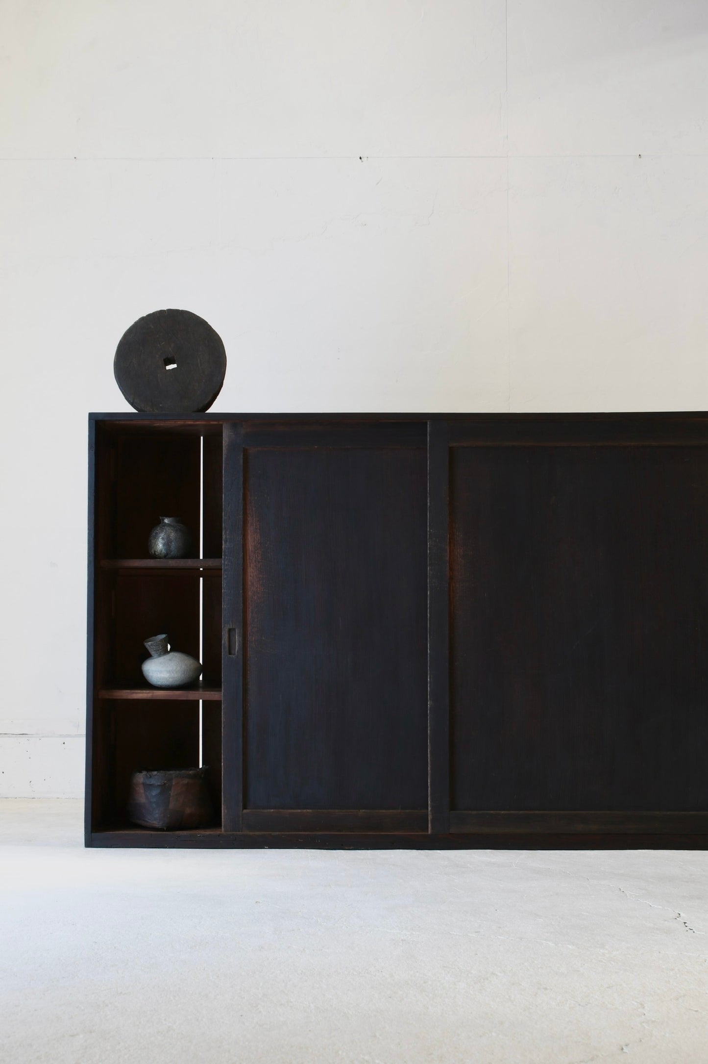Black Tansu