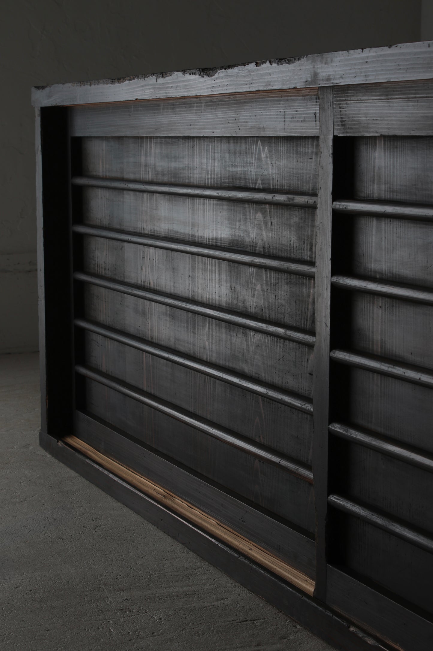 Low Black Tansu -1