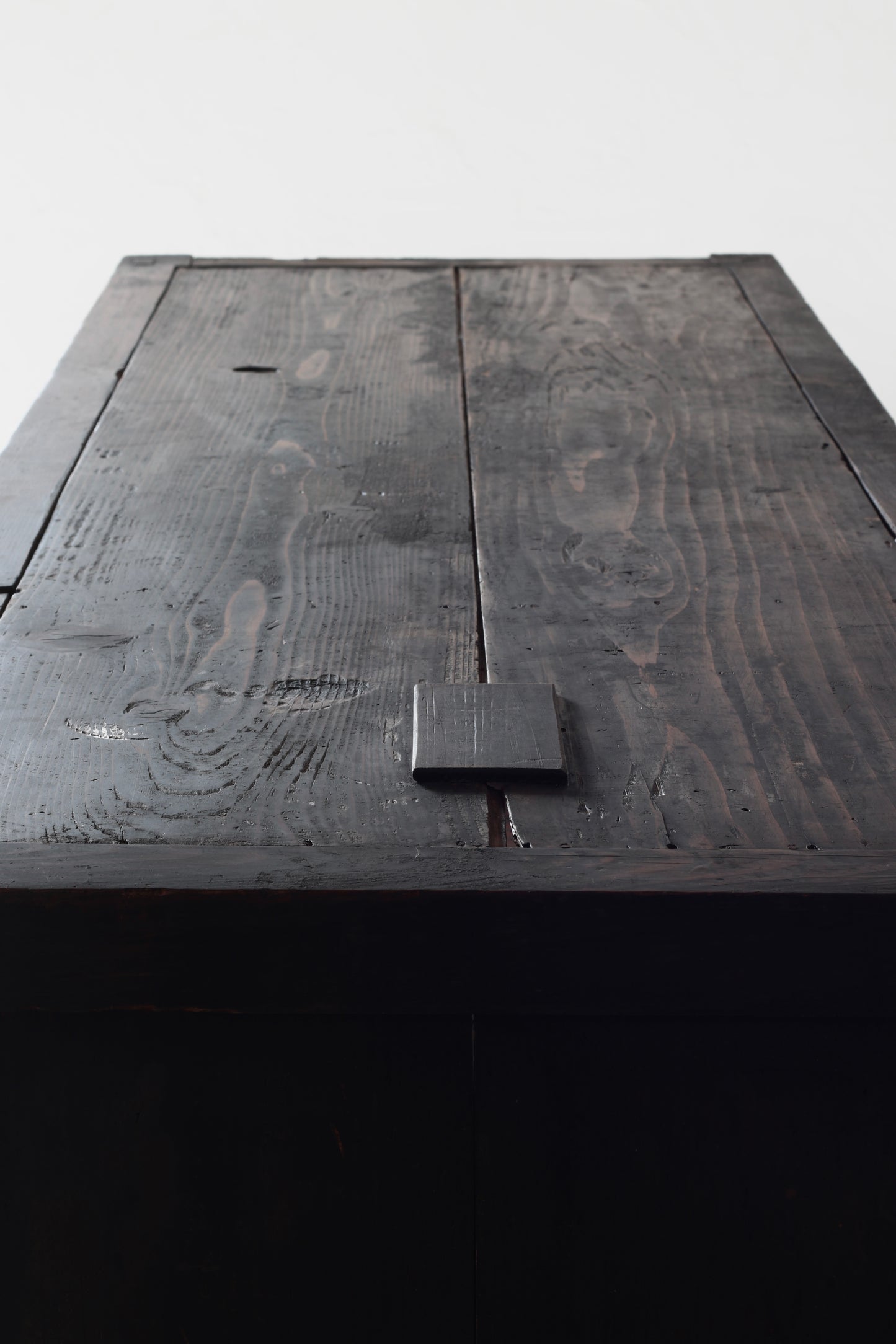 Black Tansu