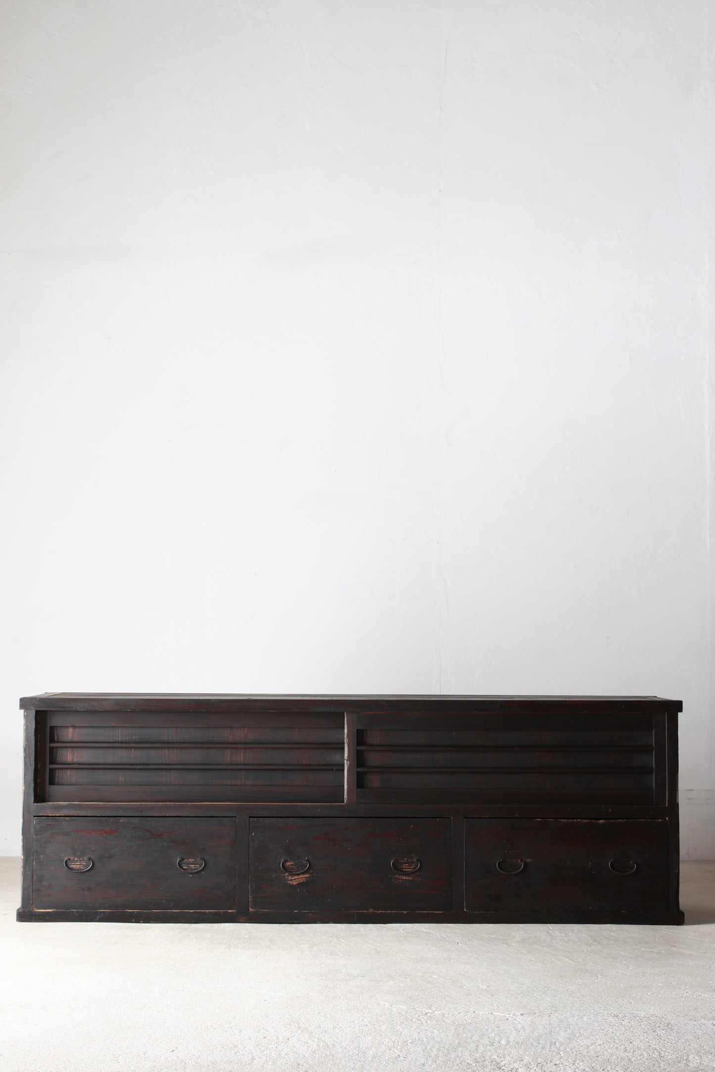 Low Black Tansu -3