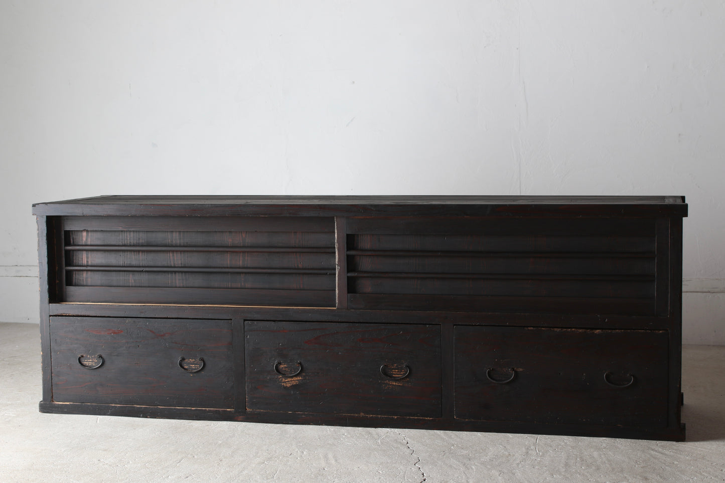Low Black Tansu -3