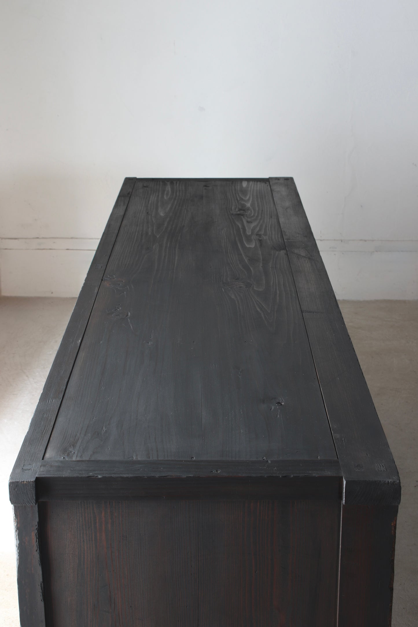 Low Black Tansu -3