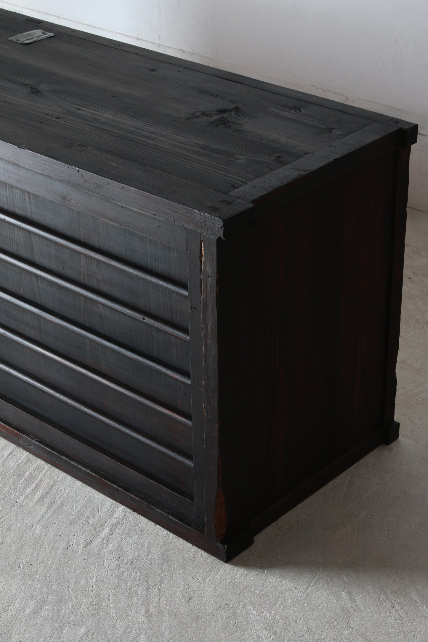 Low Black Tansu -2