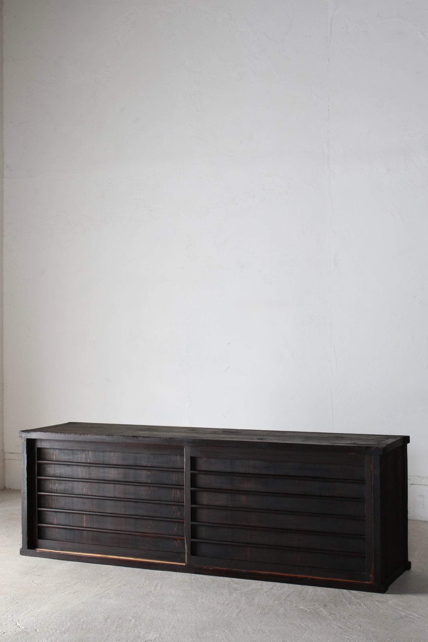 Low Black Tansu -1