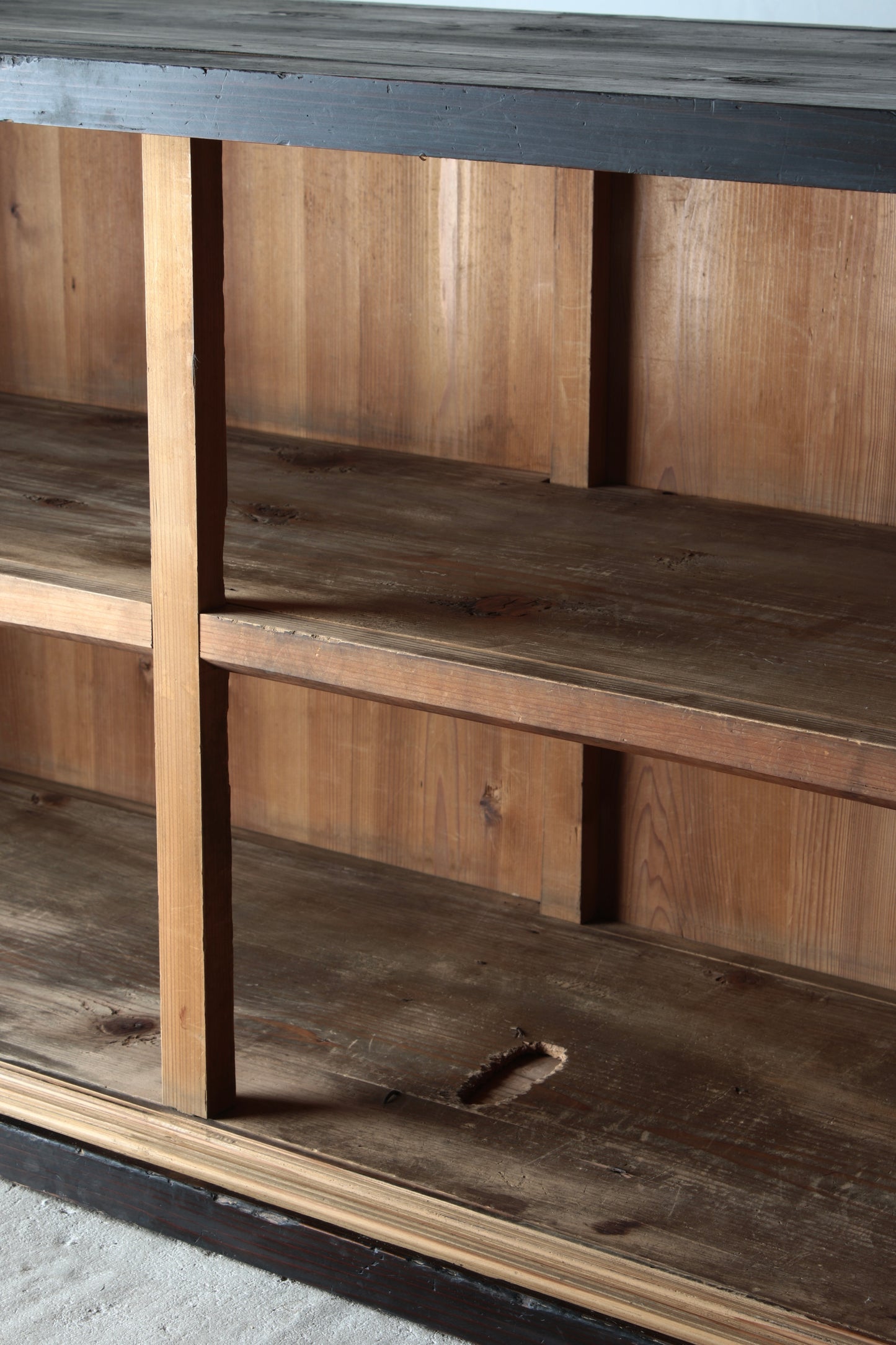 Low Black Tansu -1