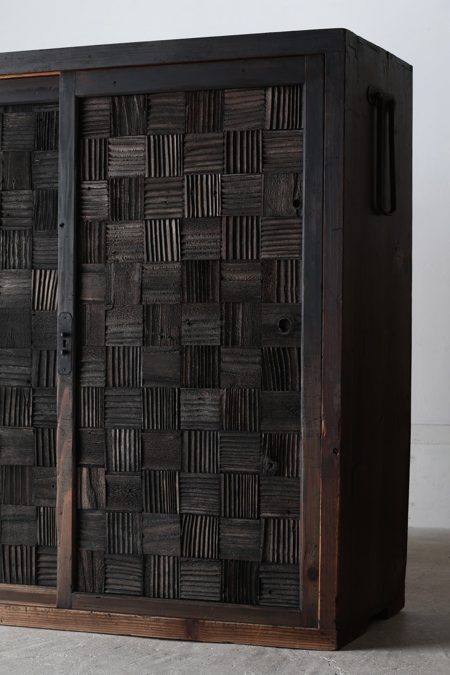 Withered Wood Grid Cabinet