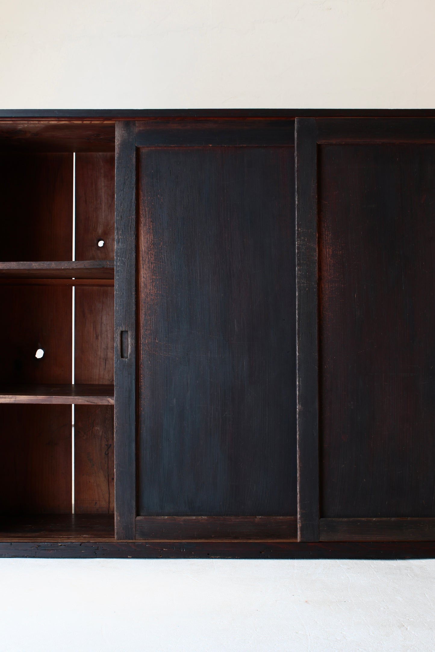 Black Tansu